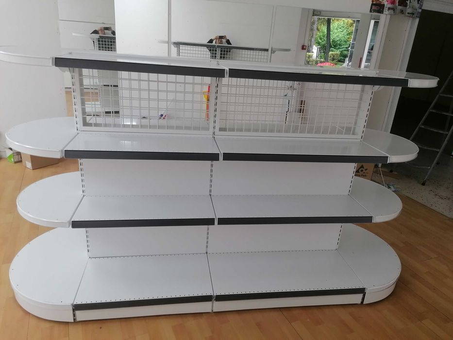 Тръбни стелажи за магазин