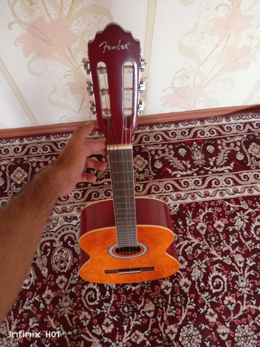 Gitara Fender akustika