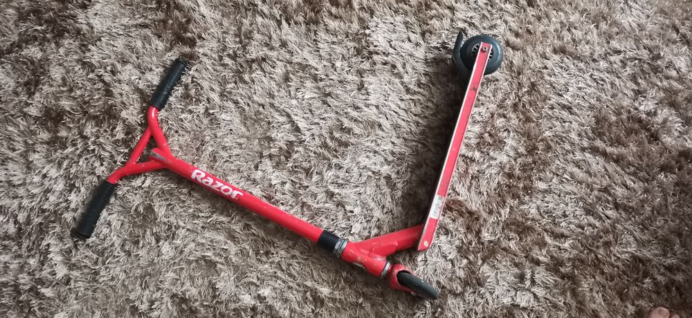 Trotinetă RAZOR , HAVEBOARD 1000w defect