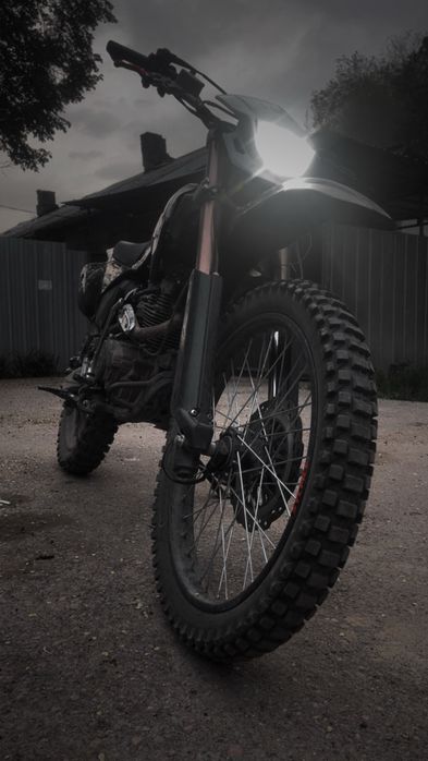 Продаю эндуро 06