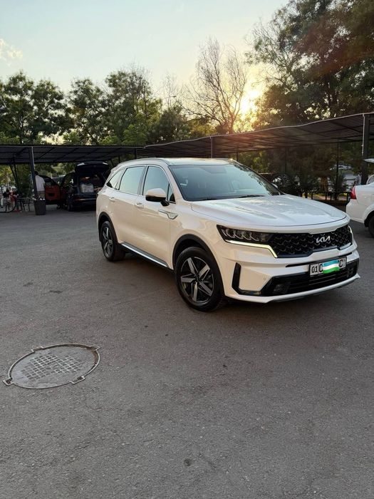 Kia Sorento sotiladi