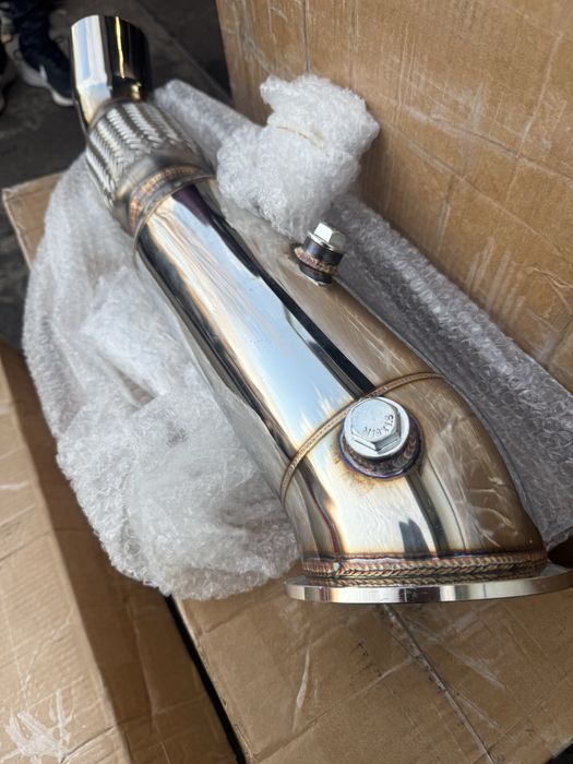Downpipe bmw 340i 440i 540i  g22 g20 g42 даунпайп бмв г20 г42