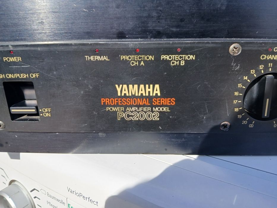 Усилвател (крайно стъпало)YAMAHA PC-2002