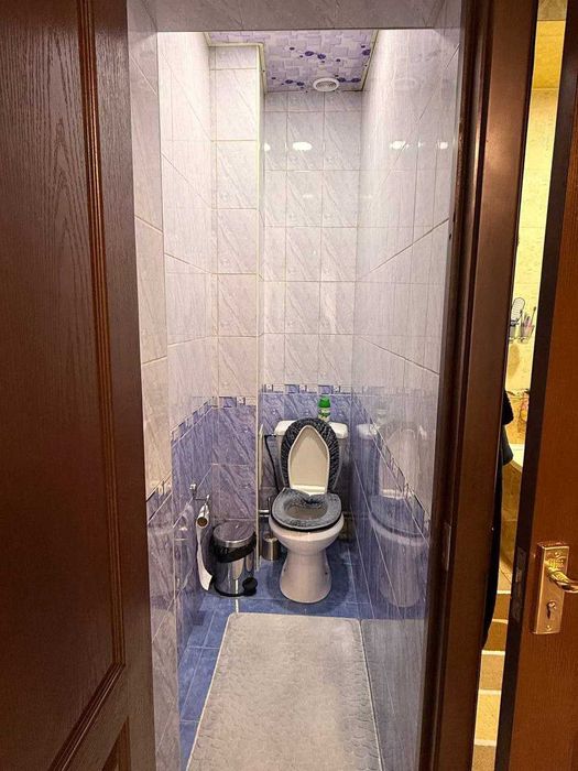 Tinchlik metrosi yonida 2 xonali 1 etajda joylashgan kvartira sotiladi