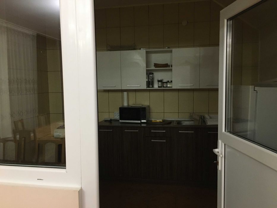 VILLA CENTRAL- 4 camere si living spatios  - Exceptional