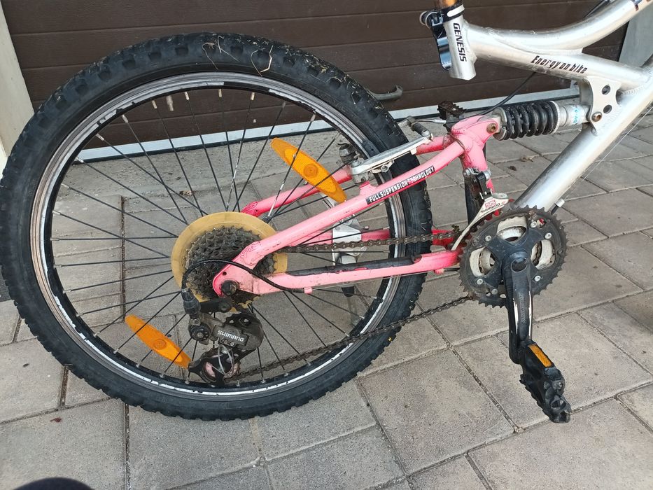 Bicicleta Genesis 24" Full suspension