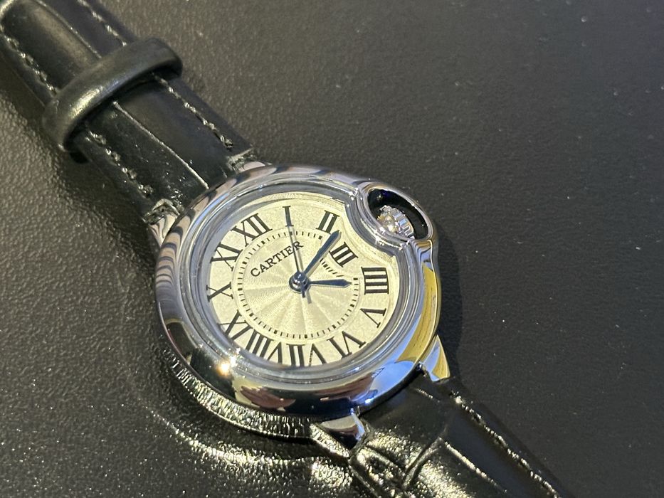 Нов Дамски Часовник Cartier Ballon Bleu 28MM