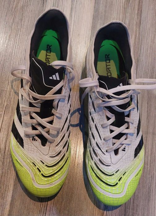 Мъжки футболни обувки бутонки