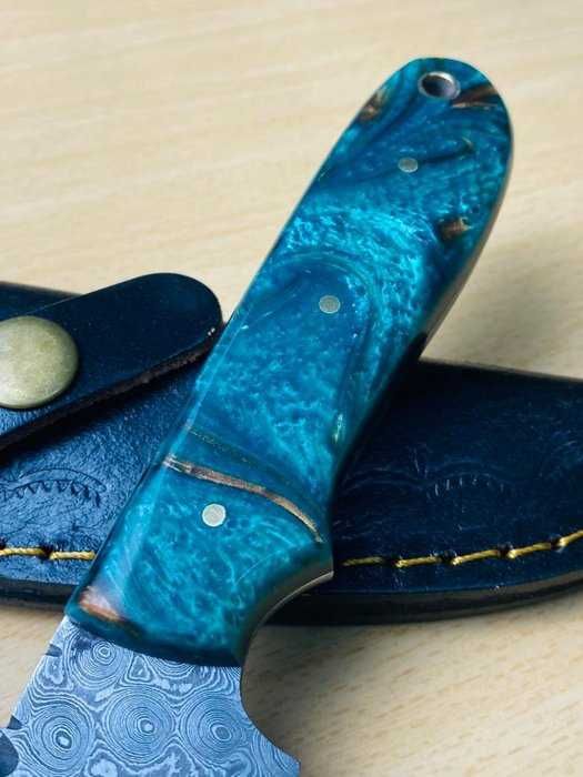 Cutit damasc utilitar sau pentru vanatoare