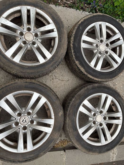 Vând jante de aliaj