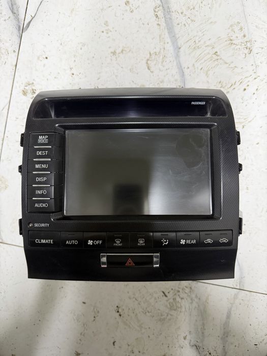 Магнитола Ланд Крузер 200