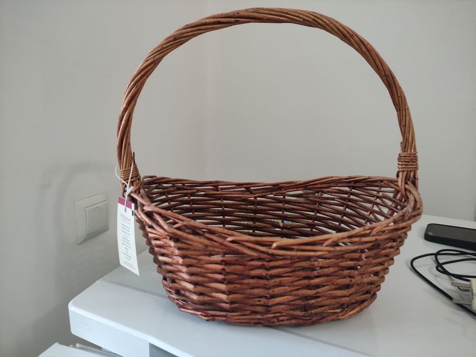 Корзина подарочная новая