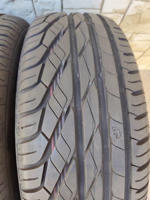 Летни гуми Uniroyal 215/60/17 8мм.