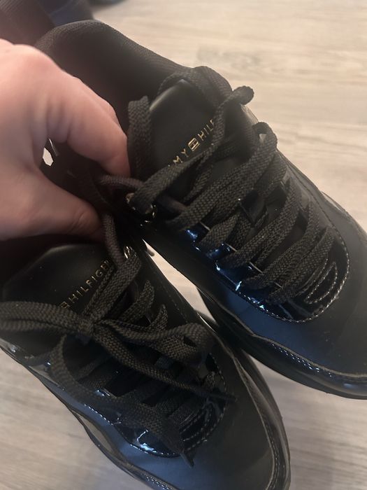 Adidasi Tommy Hilfiger