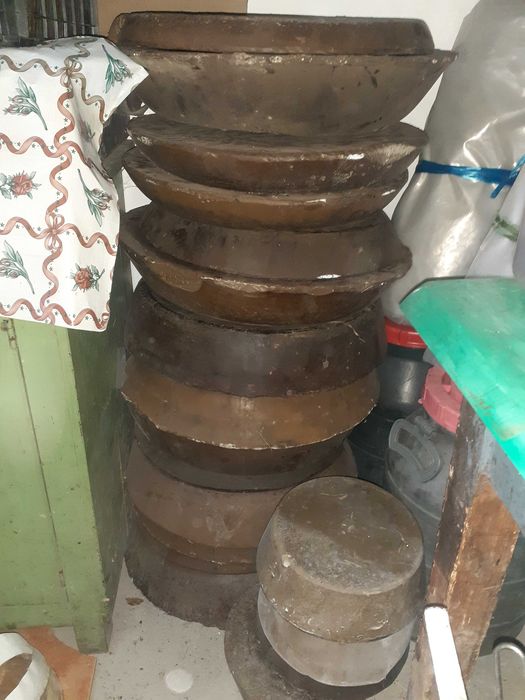 Ceara de vanzare din faguri si capaceala, productie propie