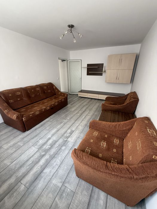 Apartament 2 camere CHIRIE