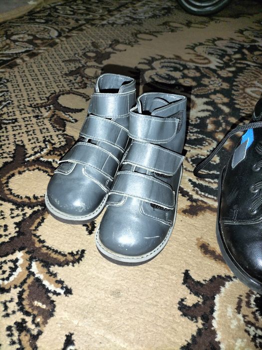 Отдам детскую обувь