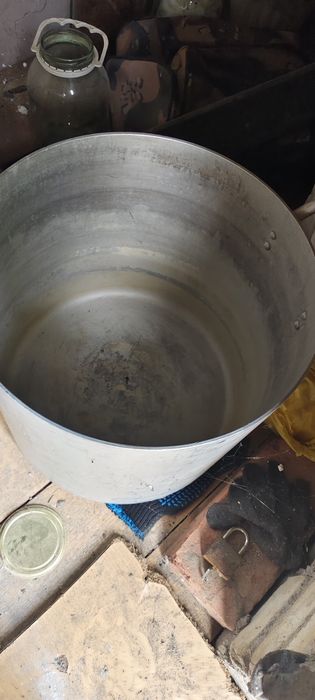 Кастрюля, толстостенная