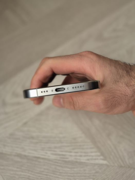 IPhone 16 pro srochna sotiladi