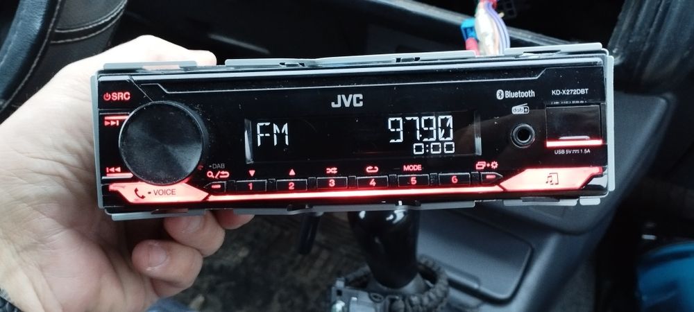 JVC Радио за кола