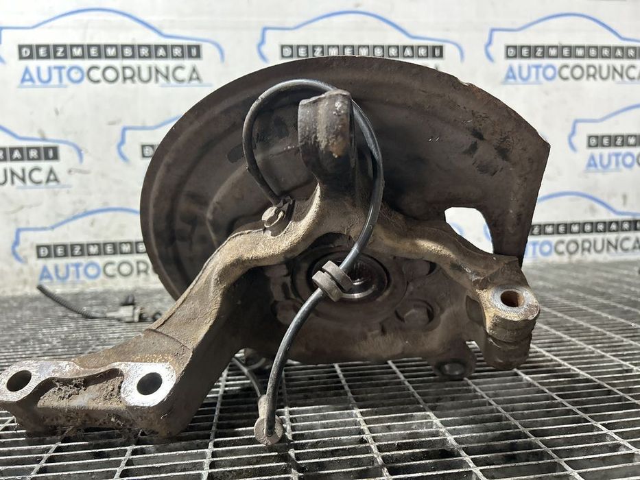 Fuzeta dreapta fata Nissan Qashqai Facelift 1.5 Dci 2010 - 2013 Manuala 6 Trepte K9K 430 ...