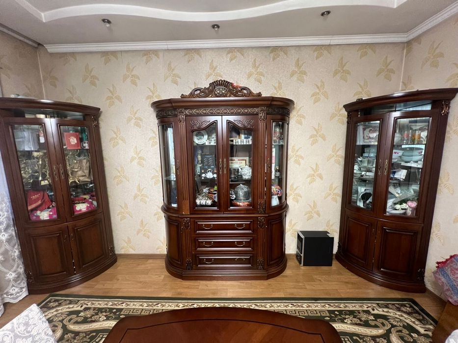 Сервант комплект 3 штуки  за 100к