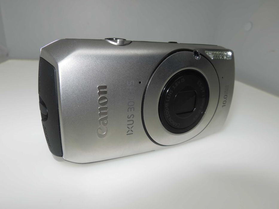 Canon IXUS 300 HS - чисто НОВ - компактен фотоапарат дигитална камера