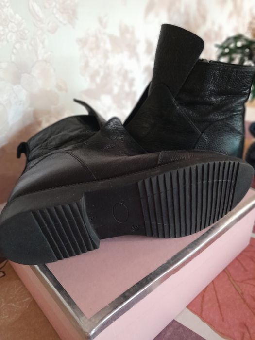 Обувь женская ботинки