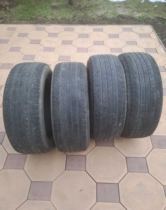 Авто шины 235/55/18 4шины