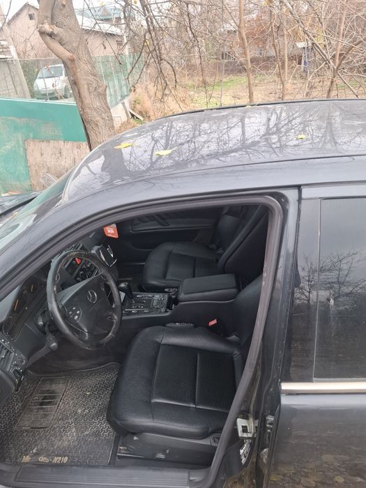 Продам MERCEDES BENZ W210 E200 V6 в аварийном состоянии