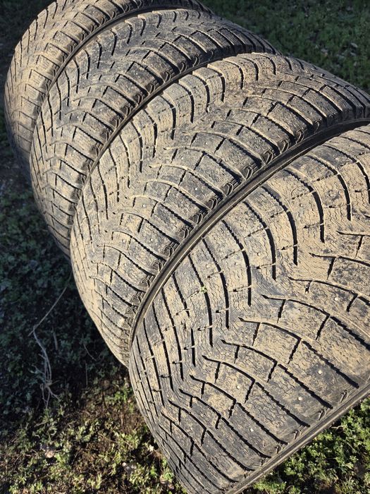Продаётся шины 4 штук