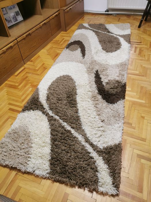 2 covoare hol  in stare foarte  buna