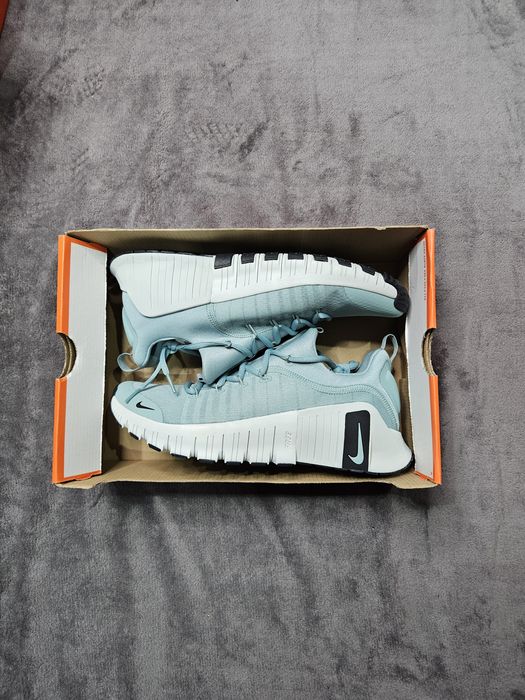 NIKE FREE METCON 6 - НОВО Маратонки