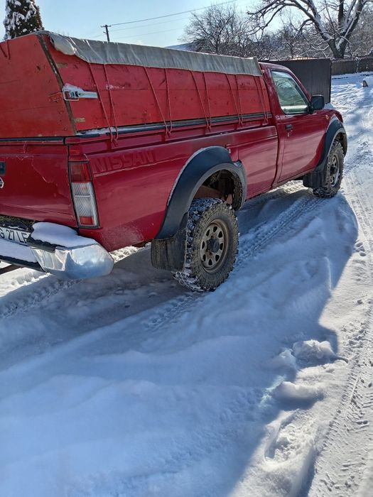 Nissan Navara D22 cu 2 locuri