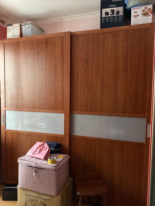 Шкаф купе с зеркалом и без