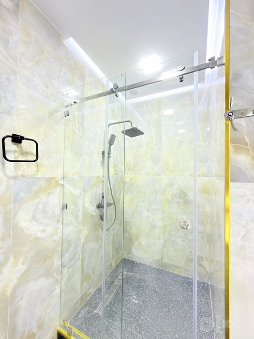 Buxoro siti fantanni oldi 2 xonali uy gazi bor 9 etajli dom 6 etaj