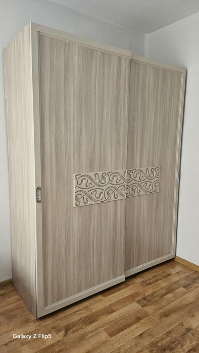 Шкаф купе в отличном состоянии
