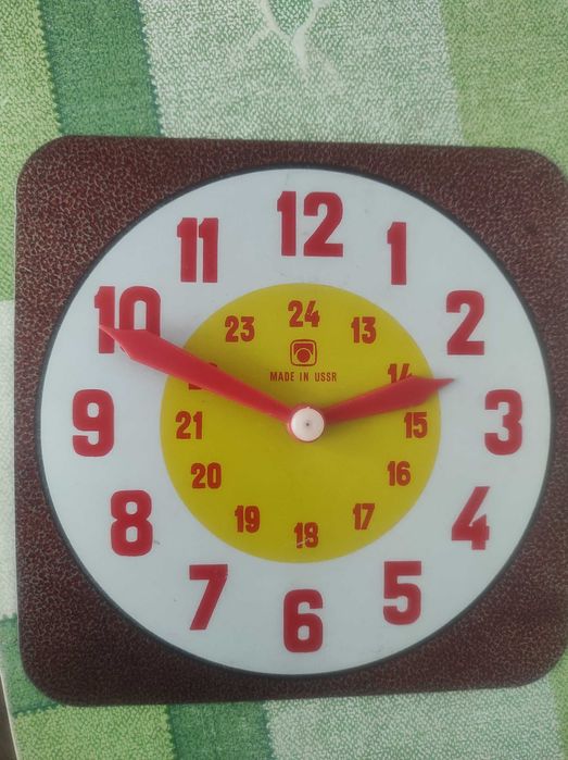 Часы для обучения 1000 тг