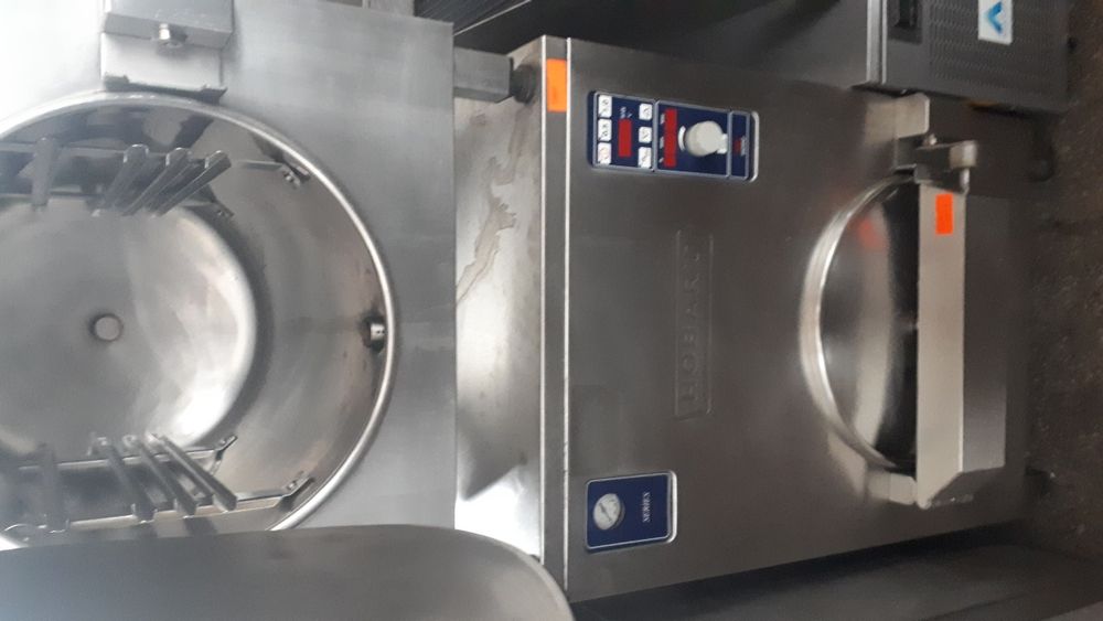 Стиимър/ паромат. Вари под налягане на 190 градуса