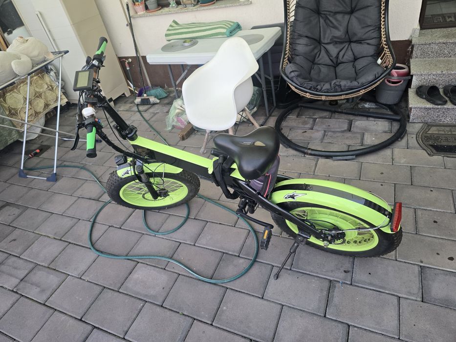 Bicicleta electrica pliabila hyper  bf205