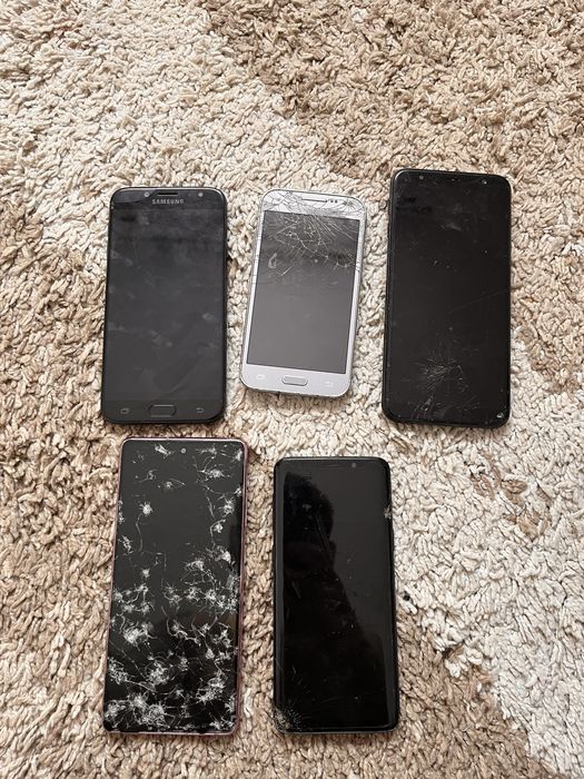 Telefoane pentru piese