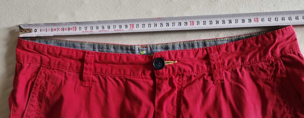 Pantaloni scurți bermude Tom Tailor Slim Jim rosii marimea 33