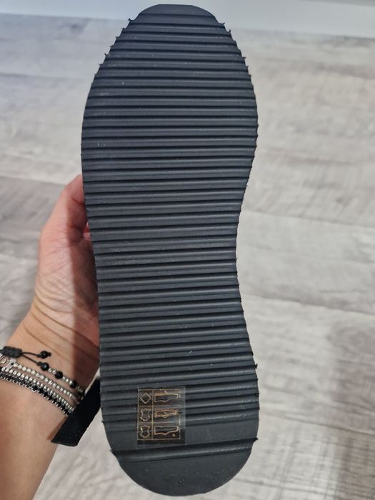 Sandale Essteffa nr. 33,5