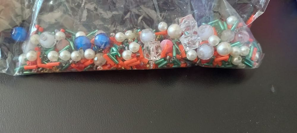 Бисер и обьезяна