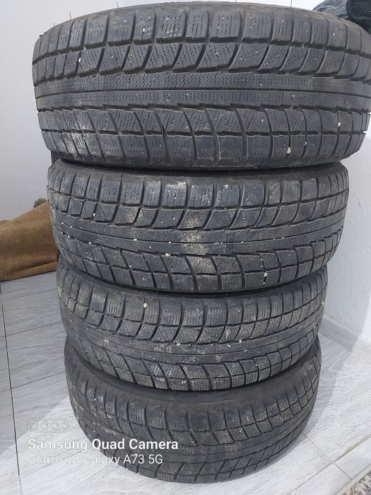 Продам зимние шины