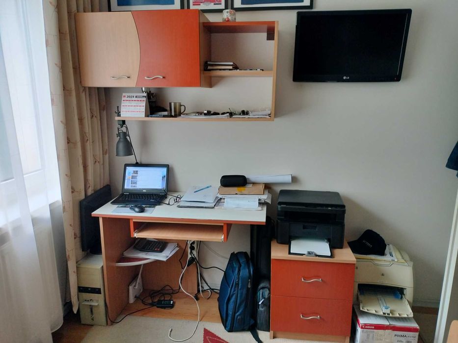 Mobilă cameră tineret