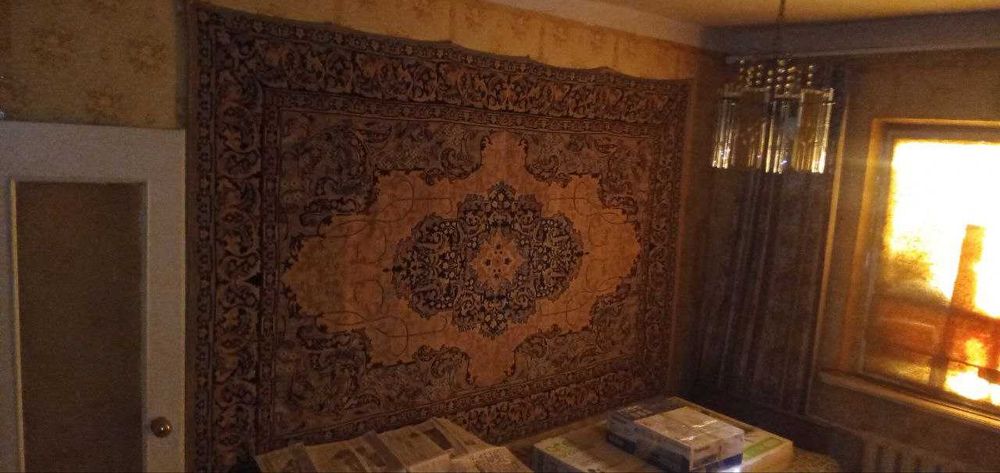 продам шерстяной ковёр ширина 3м х высота 2 мтр