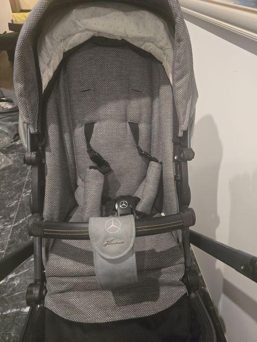 Бебешка количка Mercedes-Benz Hartan
