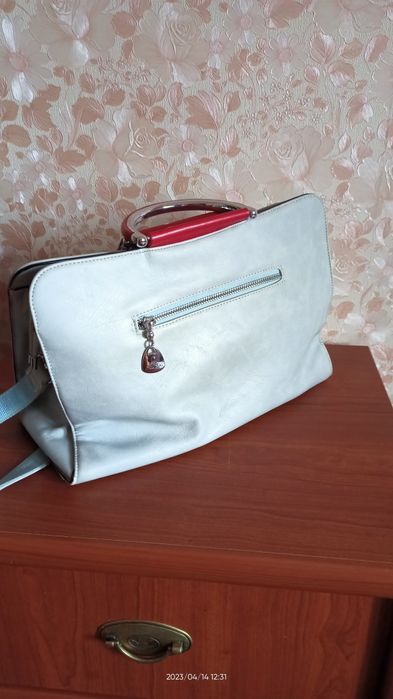 Продам классную сумочку