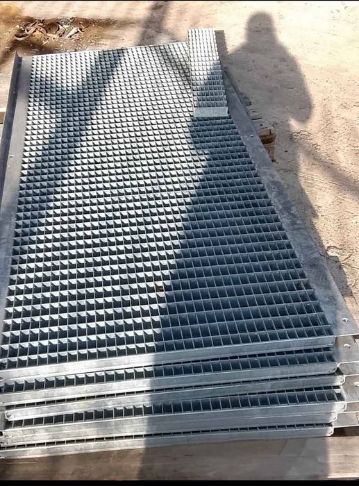Vând grătare zincate galvaniz la cela mai mic preț din România
